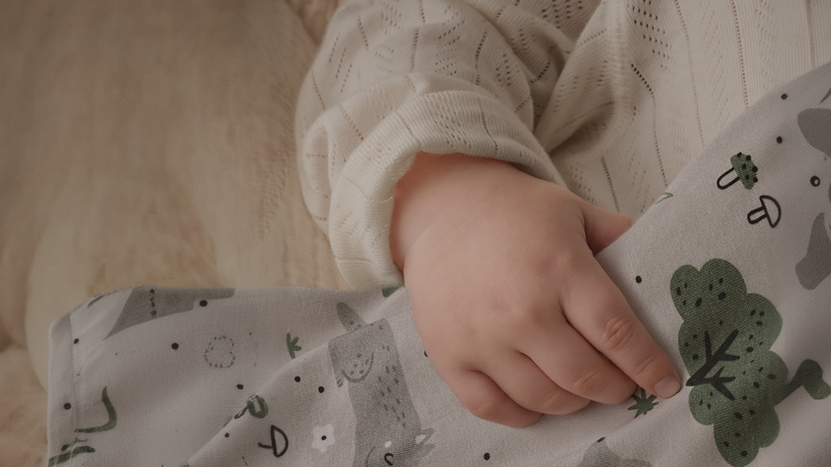 How to Dress a Baby 0–12 Months by Season